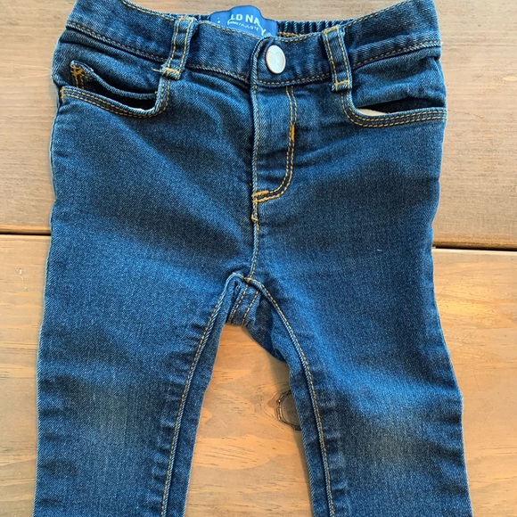 Old Navy Skinny Adjustable Jean - Picture 1 of 4
